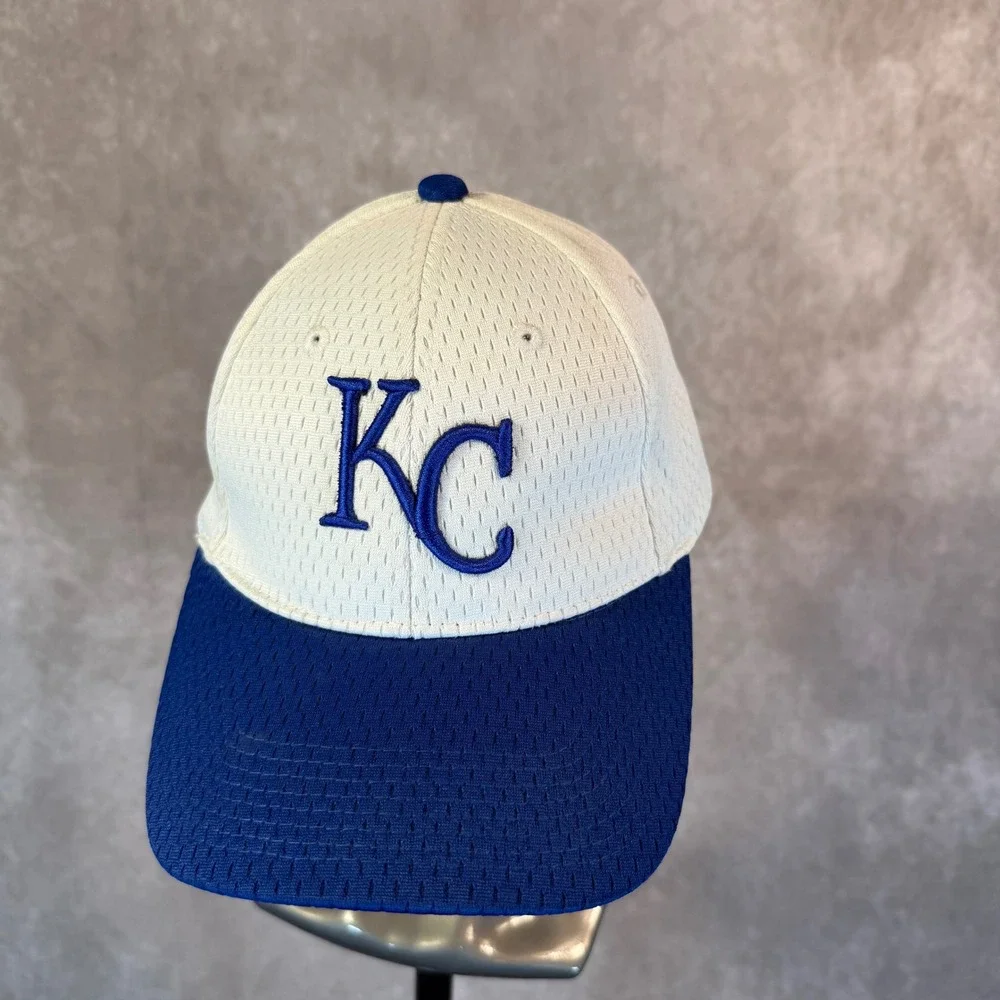 KC Royals Pacific Headwear Baseball Cap Youth 6 3/8-6 7/8 White Blue Mesh Hat